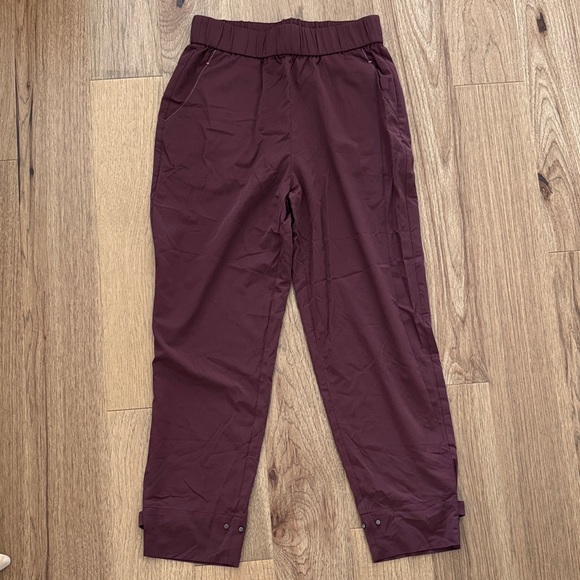 ADAY Ice Pop Dress Pants in merlot, size small - Picture 1 of 15